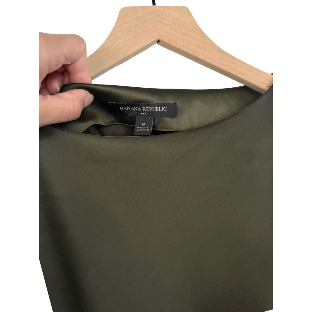 Banana Republic Olive Green Satin Ruched Midi Dress Cap Sleeve Size 8 - Picture 5 of 9